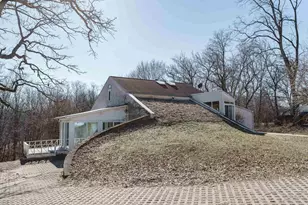 1301 Gartland Ave, Janesville, WI 53548 - Photo 2