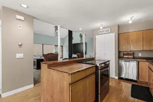 1301 Gartland Ave, Janesville, WI 53548 - Photo 14