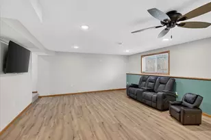 736 Bluestem Ct, Sun Prairie, WI 53593 - Photo 30