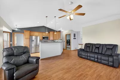 736 Bluestem Court, Sun Prairie, WI 53593 - Photo 6