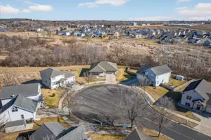 736 Bluestem Ct, Sun Prairie, WI 53593 - Photo 46