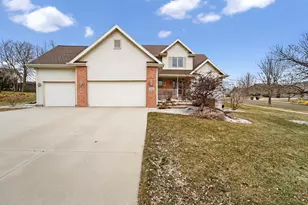 3100 Weybridge Dr, Sun Prairie, WI 53590 - Photo 1