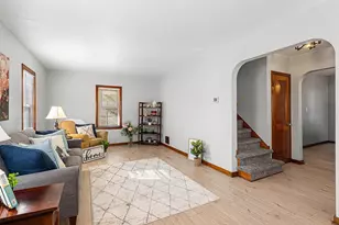 614 S Lincoln Ave, Beaver Dam, WI 53916 - Photo 4