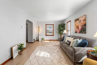 614 S Lincoln Avenue, Beaver Dam, WI 53916 - Photo 6