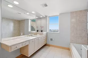 360 W Washington Ave, Madison, WI 53703 - Photo 40