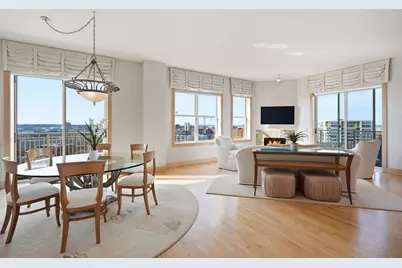 360 W Washington Avenue #1413, Madison, WI 53703 - Photo 22