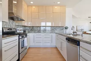 360 W Washington Ave, Madison, WI 53703 - Photo 12