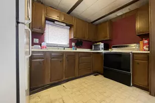 1025 S Oak Ave, Onalaska, WI 54650 - Photo 6