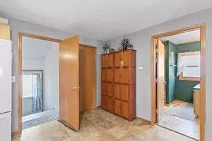 131 E Carroll St, Portage, WI 53901 - Photo 20