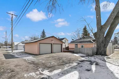 131 E Carroll Street, Portage, WI 53901 - Photo 32