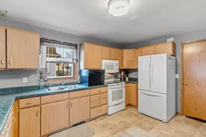 131 E Carroll Street, Portage, WI 53901 - Photo 16