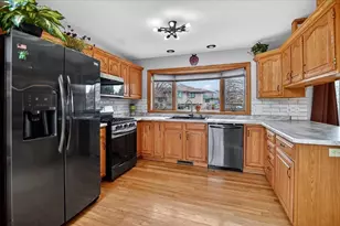 112 Renata Ct, DeForest, WI 53532 - Photo 10