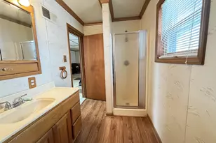 206 2nd St, Elroy, WI 53929 - Photo 6