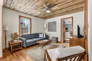 504 Pine St, Madison, WI 53715 - Photo 6