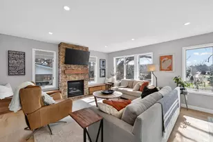 3309 Tally Ho Ln, Madison, WI 53705 - Photo 4