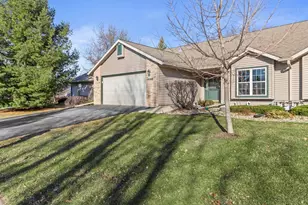 1156 Sawyer Way, Sun Prairie, WI 53590 - Photo 2