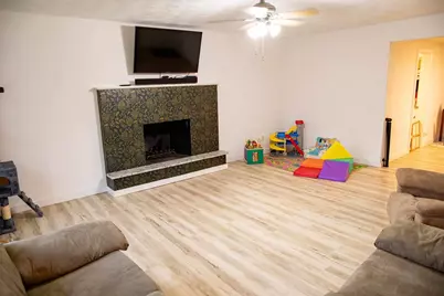 1942 S Mound Avenue, Beloit, WI 53511 - Photo 2