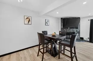 2911 Marina Dr, Middleton, WI 53562 - Photo 10