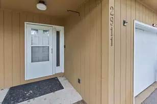 2911 Marina Dr, Middleton, WI 53562 - Photo 2