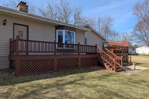 1205 Sand St, Watertown, WI 53098 - Photo 4