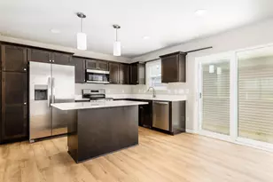 624 Tabby Turn Dr, Middleton, WI 53562 - Photo 4