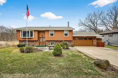 5345 Queensbridge Road, Madison, WI 53714 - Photo 2