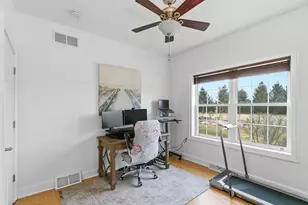 3281 Burke Rd, Sun Prairie, WI 53590 - Photo 28