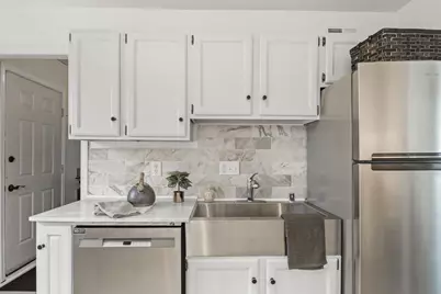 83 Craig Avenue, Madison, WI 53705 - Photo 10