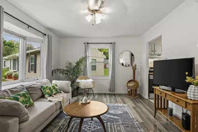 83 Craig Avenue, Madison, WI 53705 - Photo 2