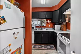 7102 Flagship Dr, Madison, WI 53719 - Photo 14