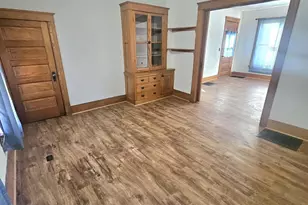 828 9th St, Beloit, WI 53511 - Photo 6