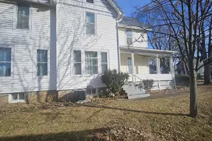 828 9th St, Beloit, WI 53511 - Photo 2