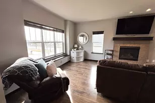 613 Trotter Dr, Mount Horeb, WI 53572 - Photo 4