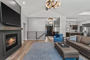 375 Pinehurst Dr, Nekoosa, WI 54457 - Photo 12