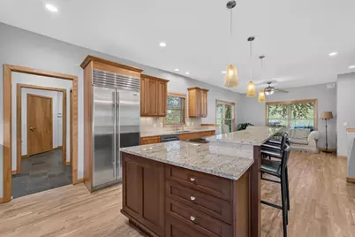 6833 Phil Lewis Way, Middleton, WI 53562 - Photo 8