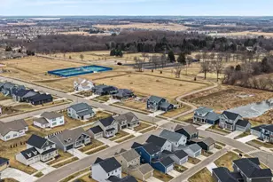 2565 Cobbler Rd, Fitchburg, WI 53711 - Photo 8