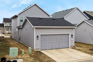 2565 Cobbler Rd, Fitchburg, WI 53711 - Photo 6