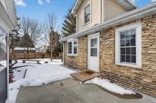 464 N Pine St, Janesville, WI 53548 - Photo 36