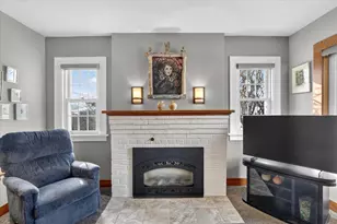 464 N Pine St, Janesville, WI 53548 - Photo 10