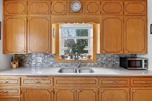 464 N Pine St, Janesville, WI 53548 - Photo 18