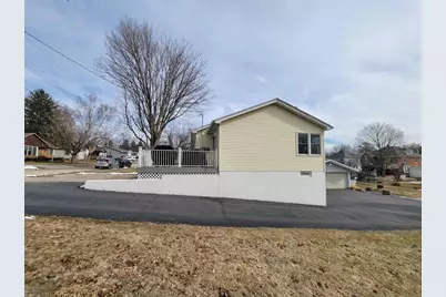 425 Jefferson Street, Platteville,  53818 - Photo 34