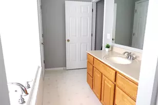 547 S 6th St, Janesville, WI 53536 - Photo 24