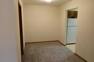 302 Railroad St, Elroy, WI 53929 - Photo 34