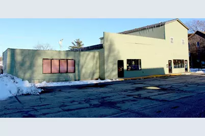 302 Railroad Street, Elroy, WI 53929 - Photo 4