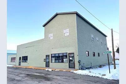 302 Railroad Street, Elroy, WI 53929 - Photo 2