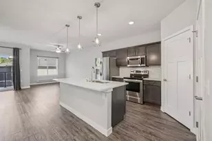 1601 N Windsor Ave, Cottage Grove, WI 53527 - Photo 12