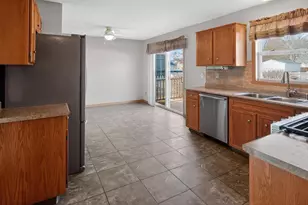 2365 Tumbleweed Ln, Beloit, WI 53511 - Photo 18