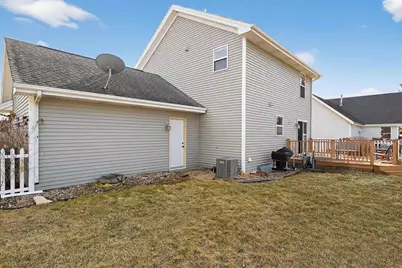 2365 Tumbleweed Lane, Beloit, WI 53511 - Photo 8