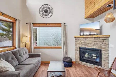 W9350 County Road V, Poynette, WI 53955 - Photo 10