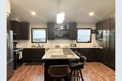 212 Ridgeview Lane, Columbus, WI 53925 - Photo 8